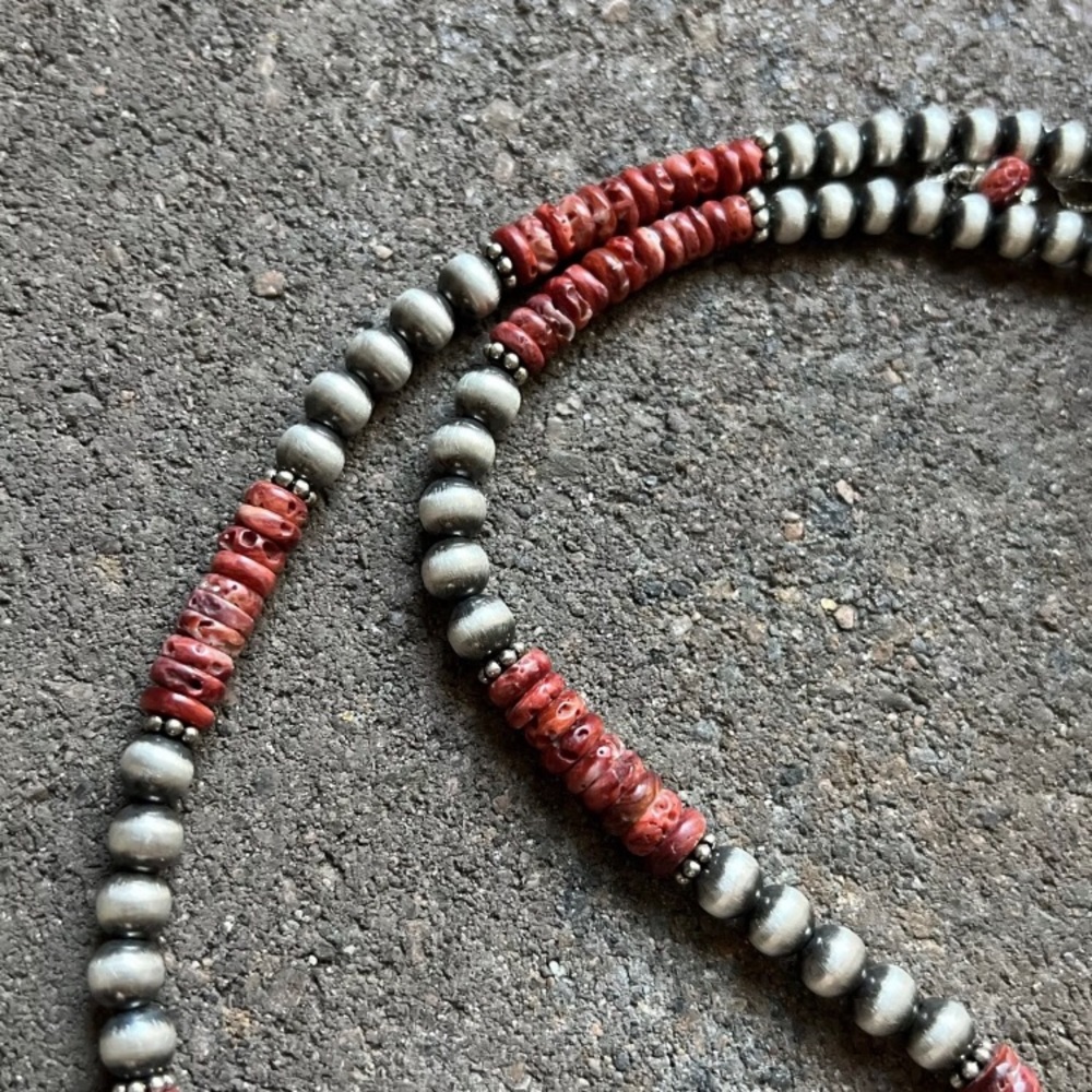 Sterling Silver Red Spiny Oyster W Pearls Bead Necklace. 18 inch - Picture 7 of 12